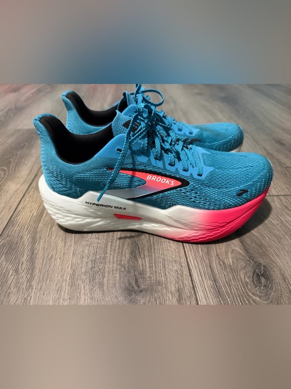 Brooks Hyperion Max Women's Running Shoes - Teal with Pink Accent